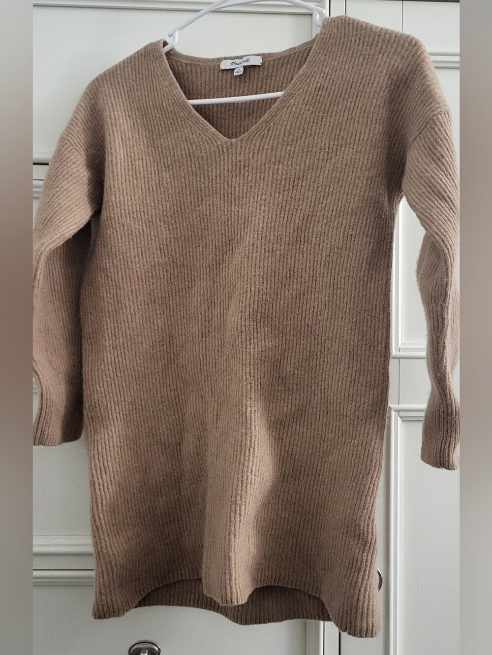 Madewell Camel Ribbed V-Neck Sweater